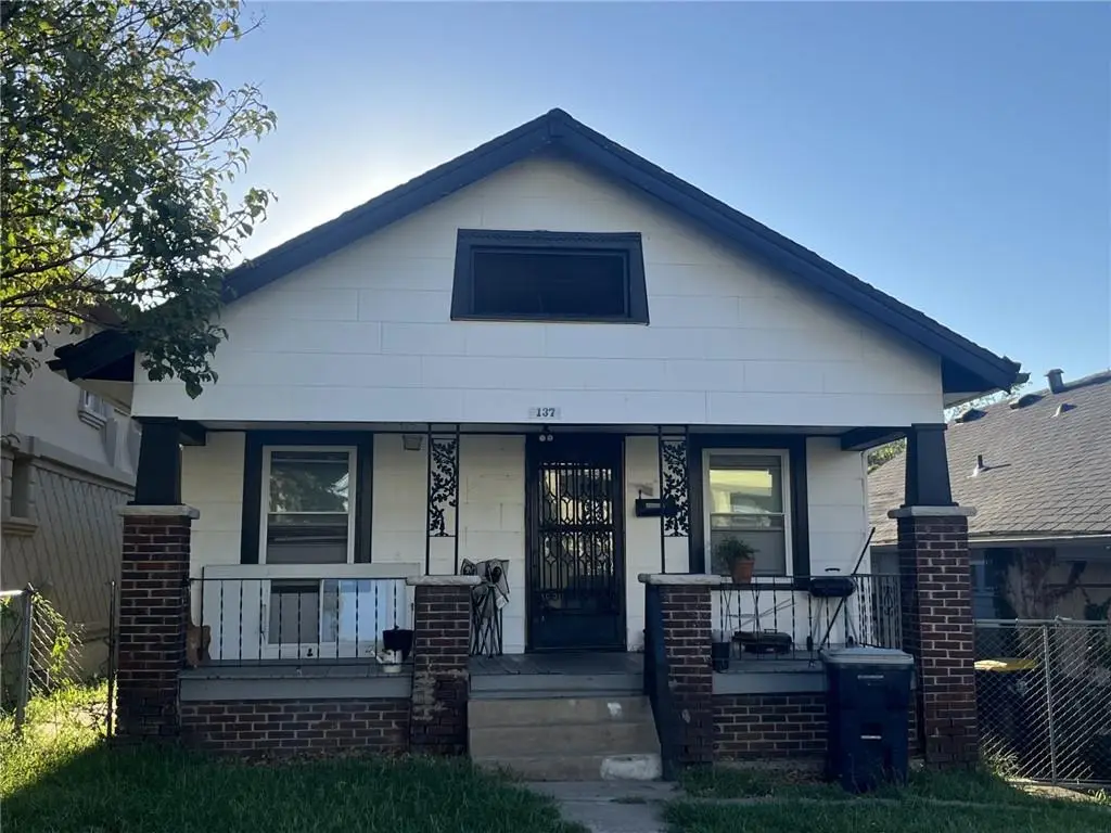 137 Wheeling Avenue, Kansas City, MO 64123 - #1