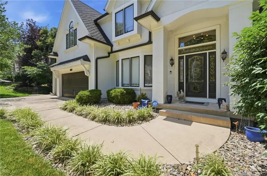 10340 S Hollis Lane, Olathe, KS 66061 - #3