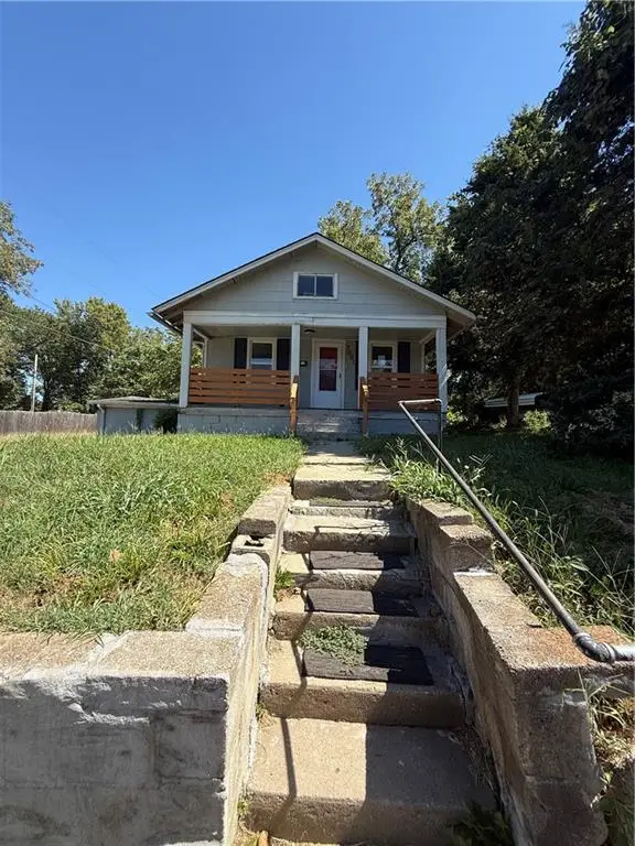7001 S Benton Avenue, Kansas City, MO 64132 - #1
