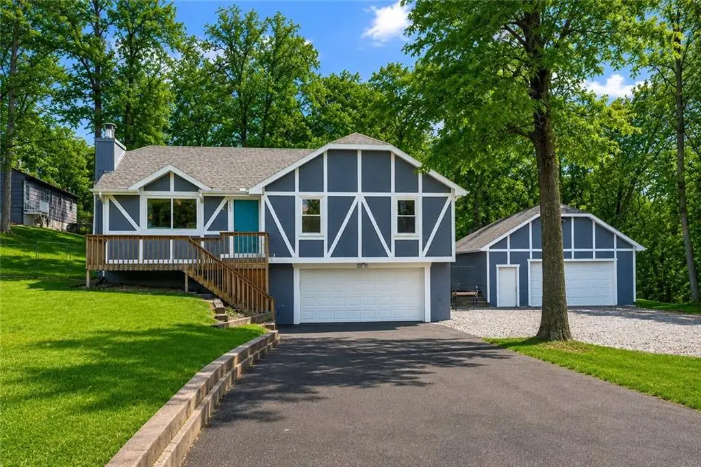4211 Leavenworth Road, Kansas City, KS 66104 - #1