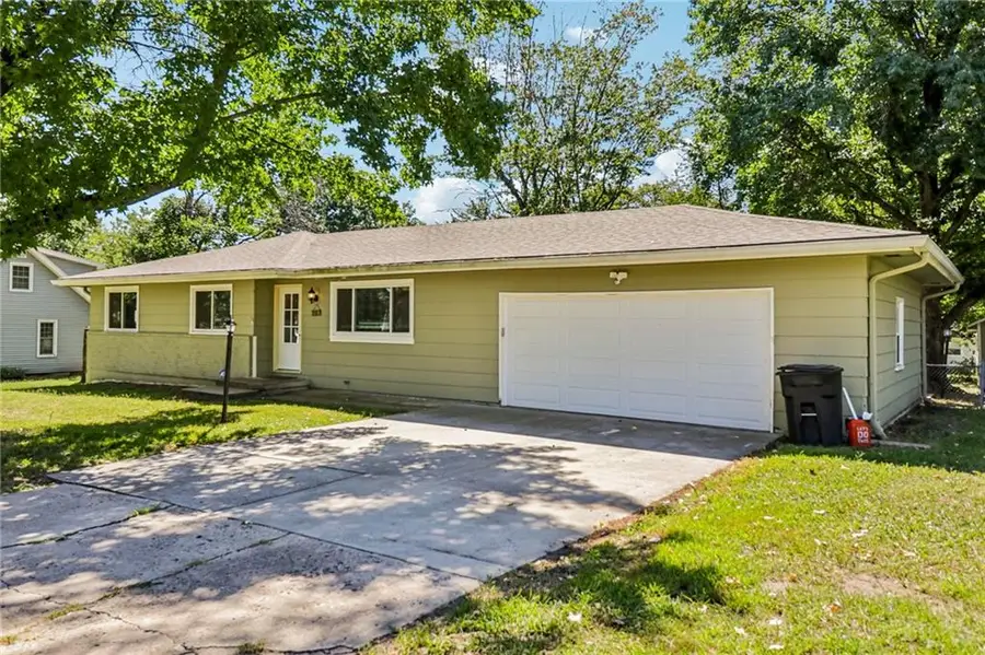 207 SW 19th Street, Oak Grove, MO 64075 - #3