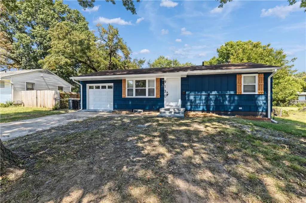 9130 E 44th Street, Kansas City, MO 64133 - #1