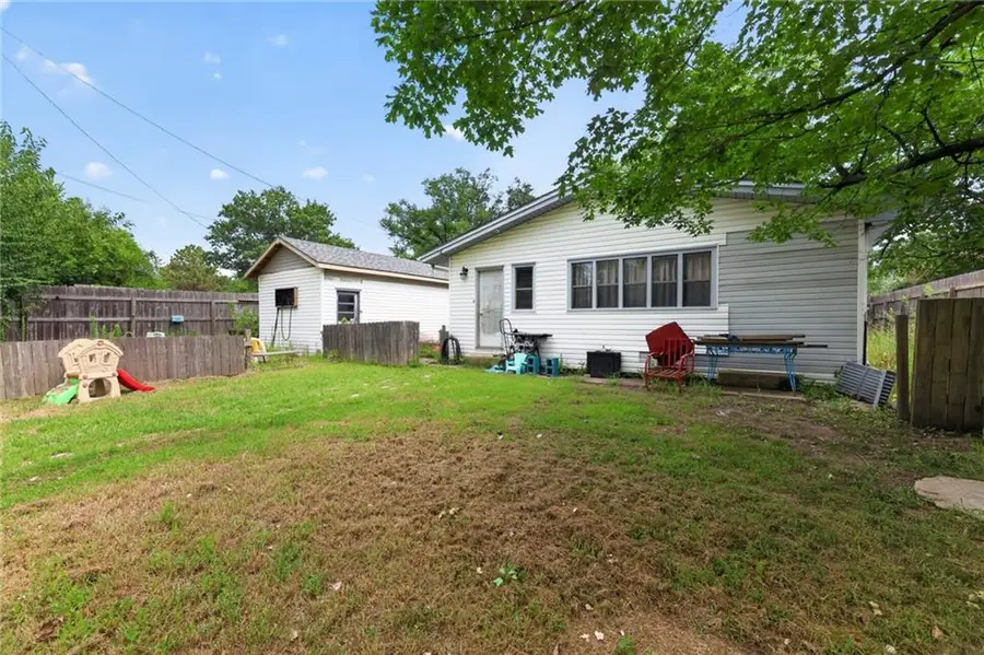 6711 Windsong Drive, Topeka, KS 66619 - #2