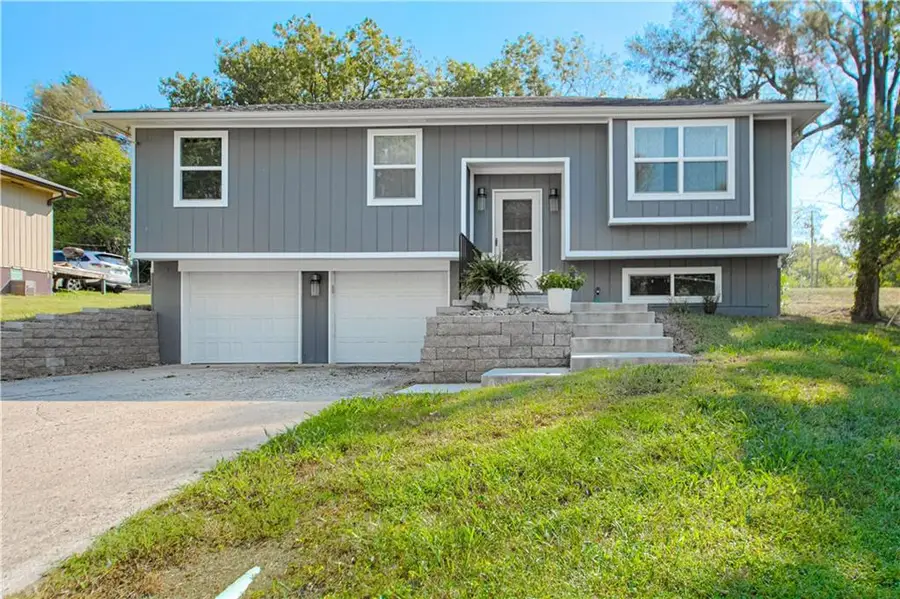 1120 Hickory Street, Atchison, KS 66002 - #2