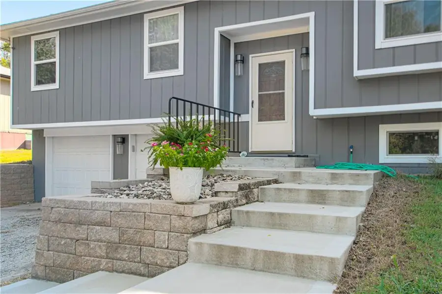 1120 Hickory Street, Atchison, KS 66002 - #3