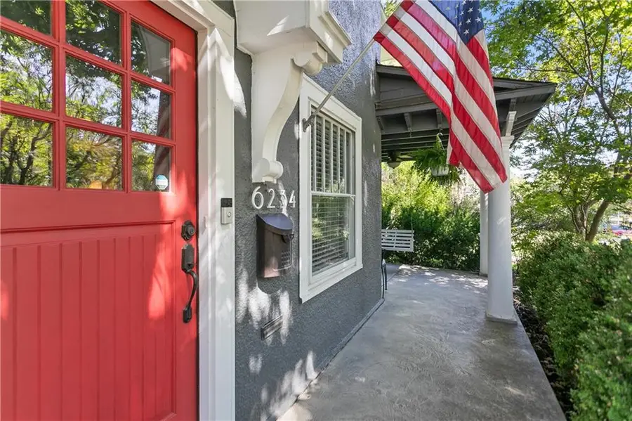 6234 Valley Road, Kansas City, MO 64113 - #3