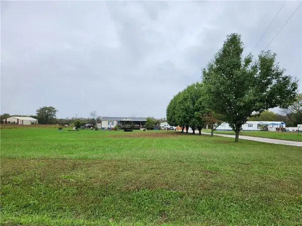 333 SE 901st Road, Clinton, MO 64735