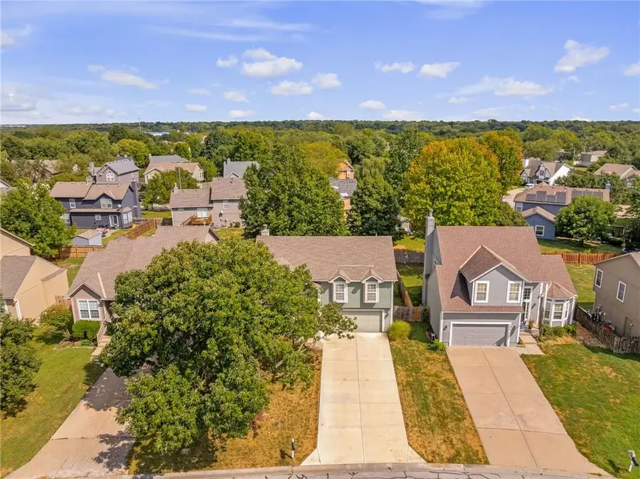 1008 N Clinton Street, Olathe, KS 66061 - #2