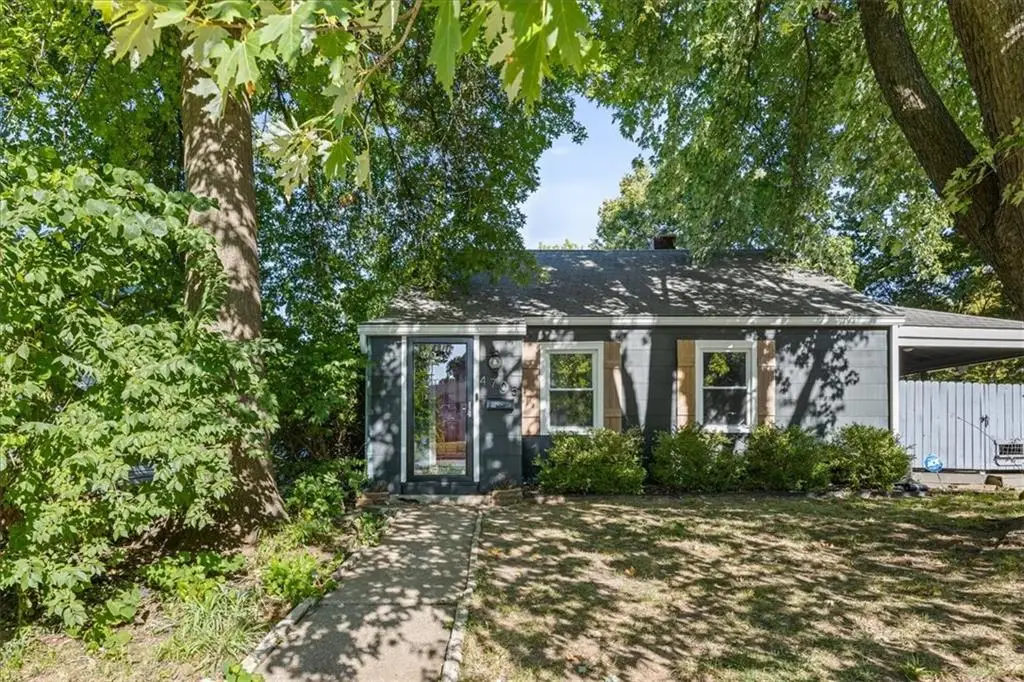 4705 Reinhardt Drive, Roeland Park, KS 66205 - #1
