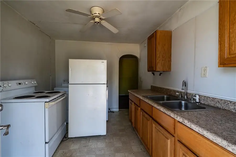 610-612 W Sycamore Street, Independence, KS 67301 - #2