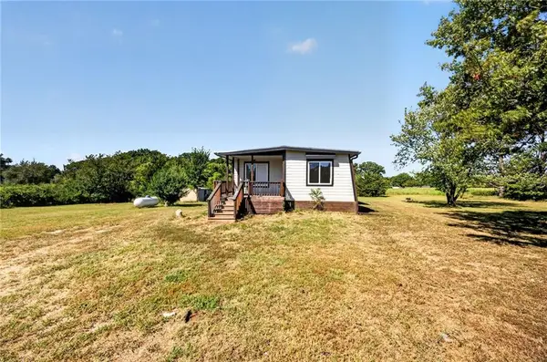 8497 Mockingbird Lane, Ozawkie, KS 66070