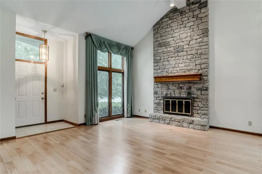 12014 Hemlock Street, Overland Park, KS 66213 - #2
