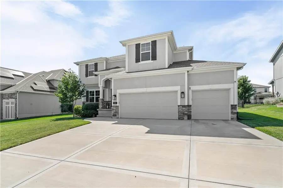 2111 NE 114th Street, Kansas City, MO 64155 - #2