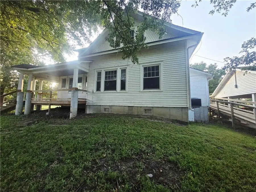 302 S Williams Street, Craig, MO 64437 - #3