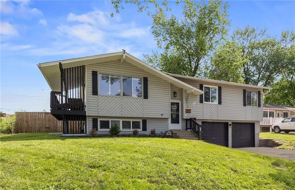 309 NE 88th Terrace, Kansas City, MO 64155 - #1