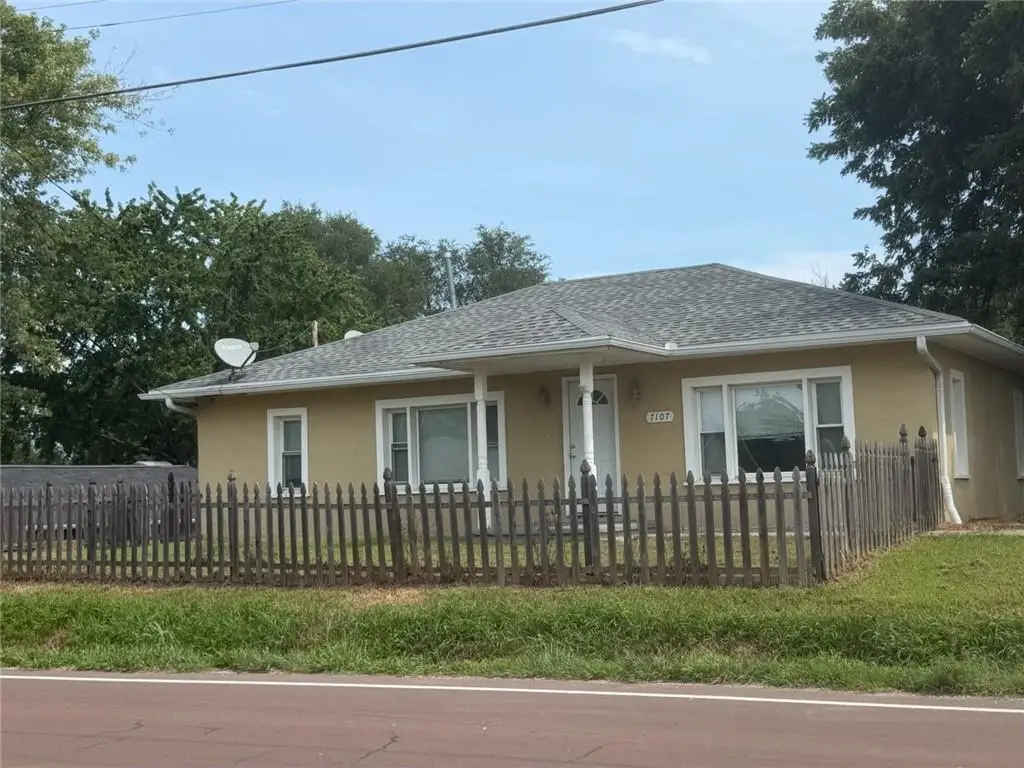 7107 State Route 371 Highway, Saint Joseph, MO 64504 - #1