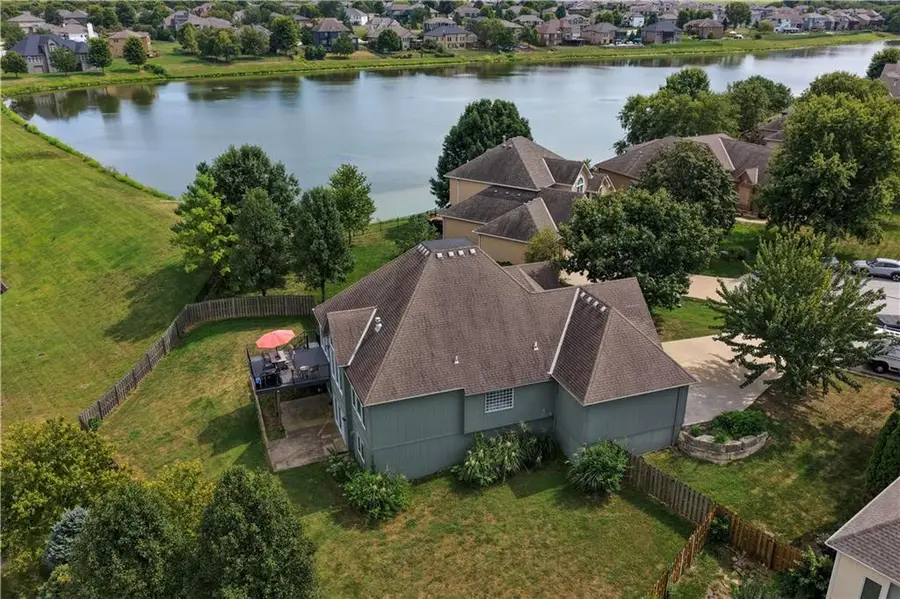 109 SE Chelsea Drive, Lees Summit, MO 64063 - #2
