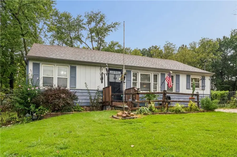 7075 Reynolds Avenue, Kansas City, KS 66111 - #2
