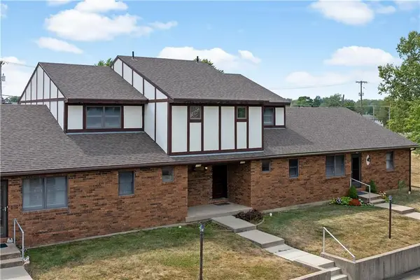 1104 Jeff Circle, Paola, KS 66071