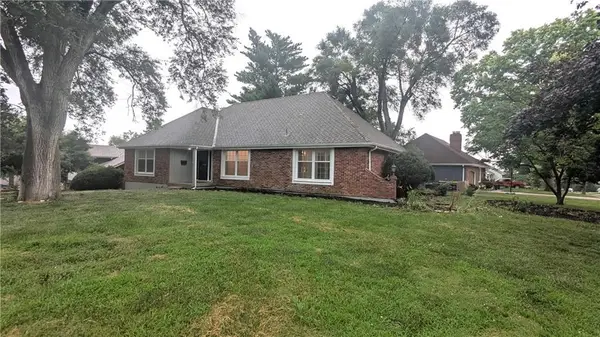 4444 E 107th Terrace, Kansas City, MO 64137