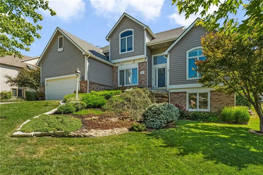 2220 Killarney Court, Lawrence, KS 66047 - #2