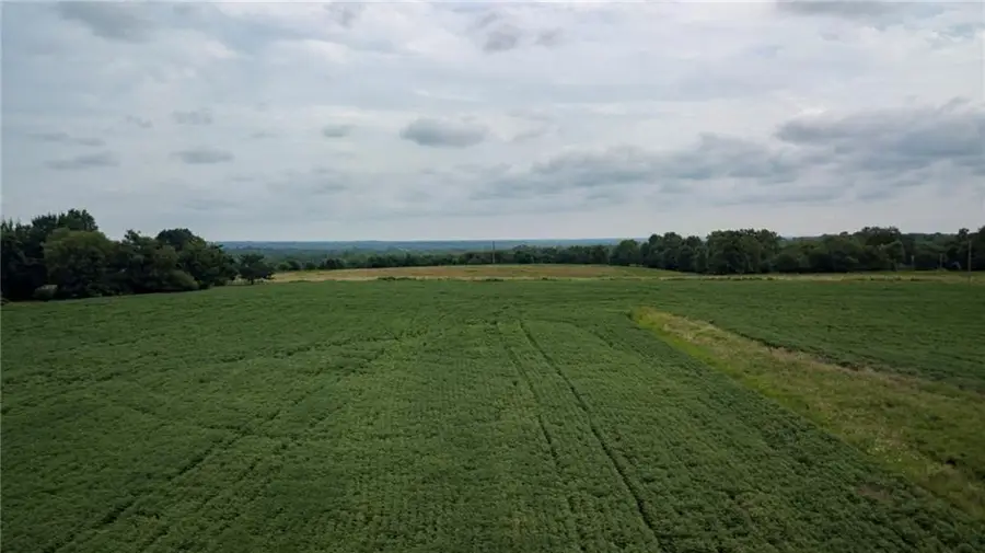 W 327th Street, Paola, KS 66071 - #3