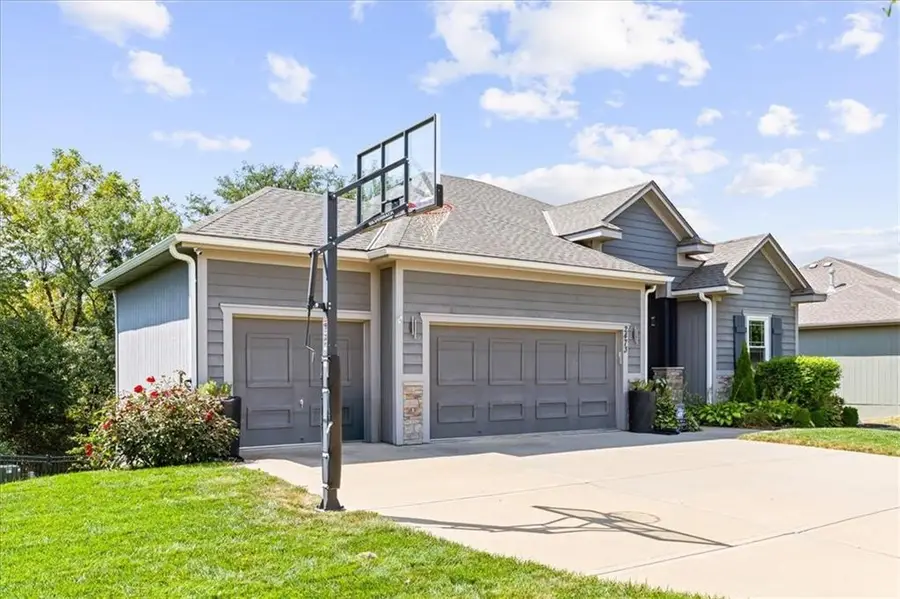 2473 W Elm Street, Olathe, KS 66061 - #2