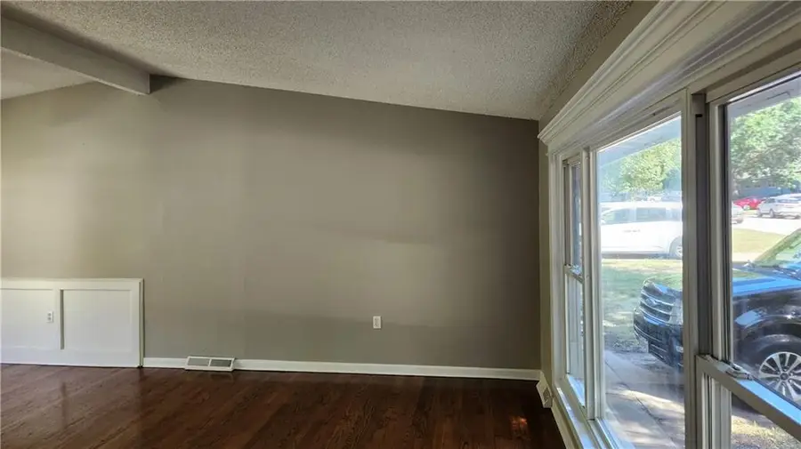 509 Indian Trail, Belton, MO 64012 - #2