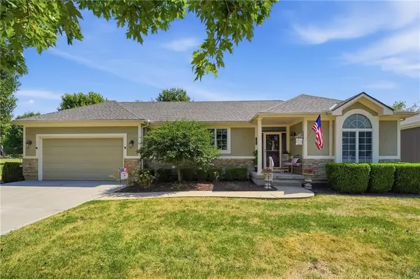 29419 Palmer Drive, Paola, KS 66071