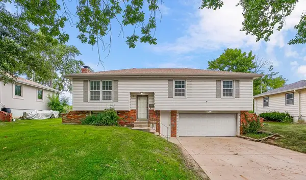 11204 W 51st Terrace, Shawnee, KS 66203