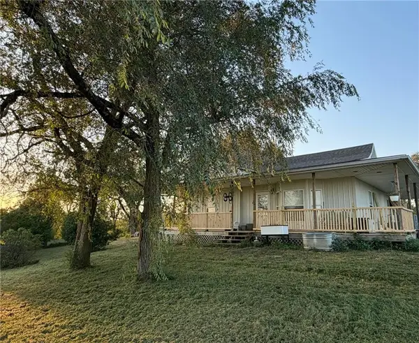 5345 NW Jewell Drive, Kidder, MO 64649