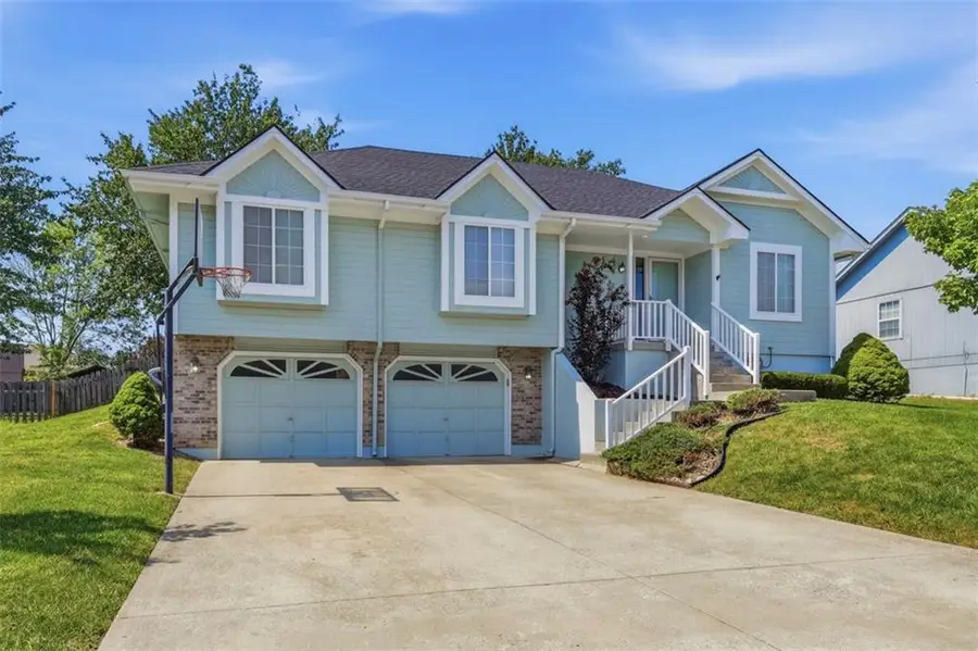 1534 NE Stonewood Drive, Lees Summit, MO 64086 - #3