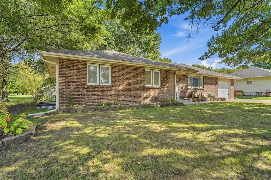98 E Beulah Street, Garden City, MO 64747 - #2