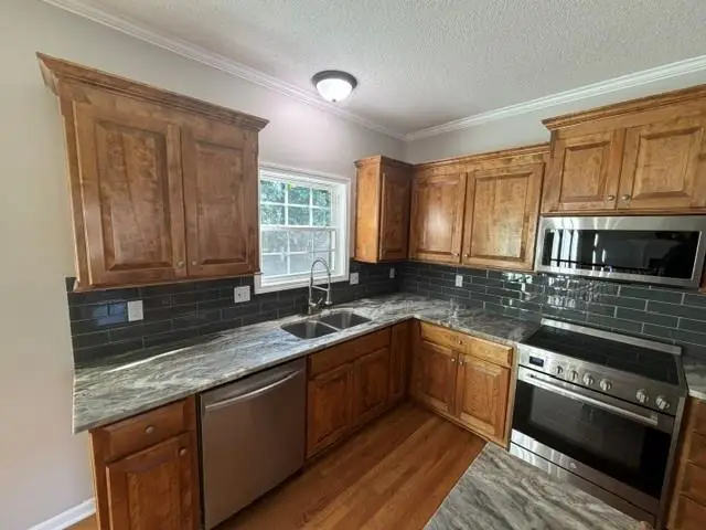 421 Stacey Drive, Lees Summit, MO 64082 - #3