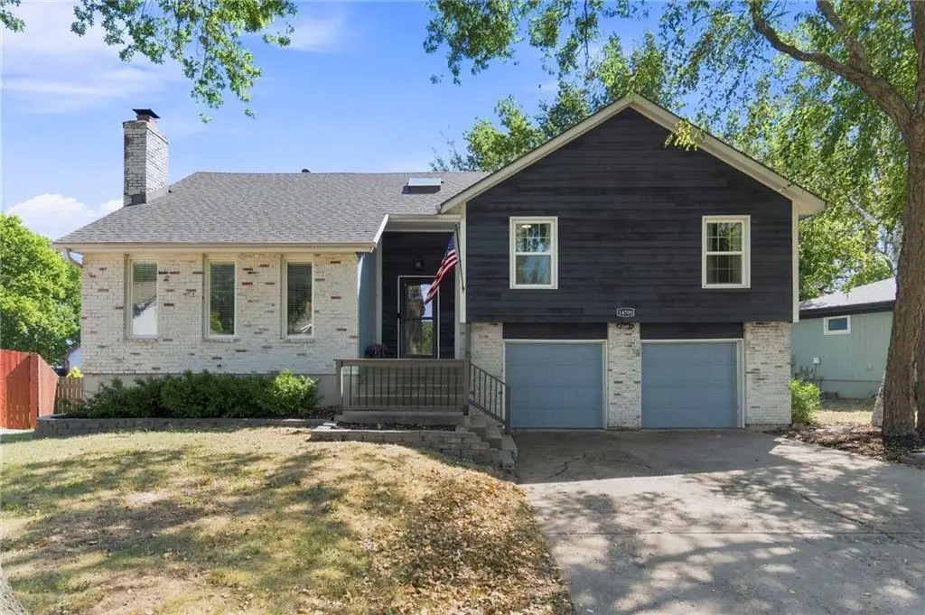 14709 S Homestead Drive, Olathe, KS 66062 - #1
