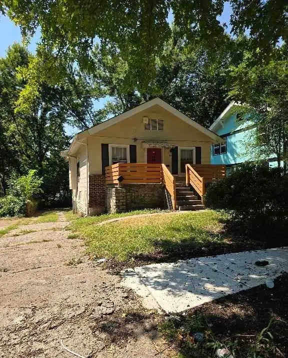 4019 E 67th Terrace, Kansas City, MO 64132 - #2