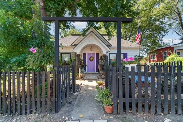 318 W Clinton Street, Clinton, MO 64735
