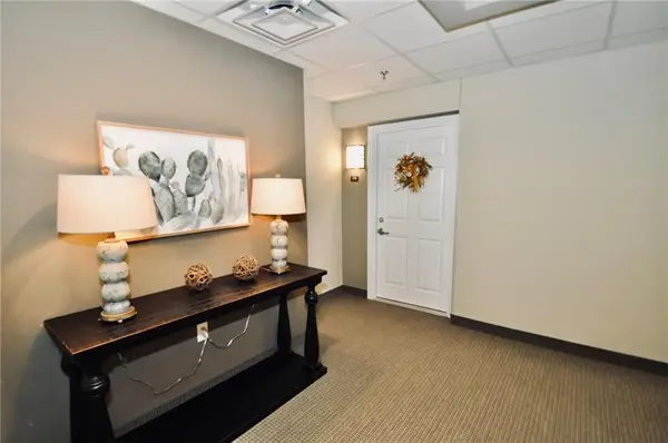 2651 NW Barry Road #218, Kansas City, MO 64154