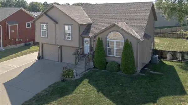 1802 Lauren Lane, Kearney, MO 64060