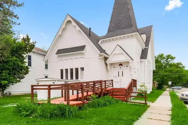 304 S Walnut Street, Ottawa, KS 66067