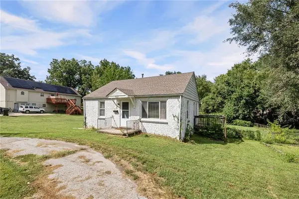 9612 E 31st Street, Independence, MO 64052
