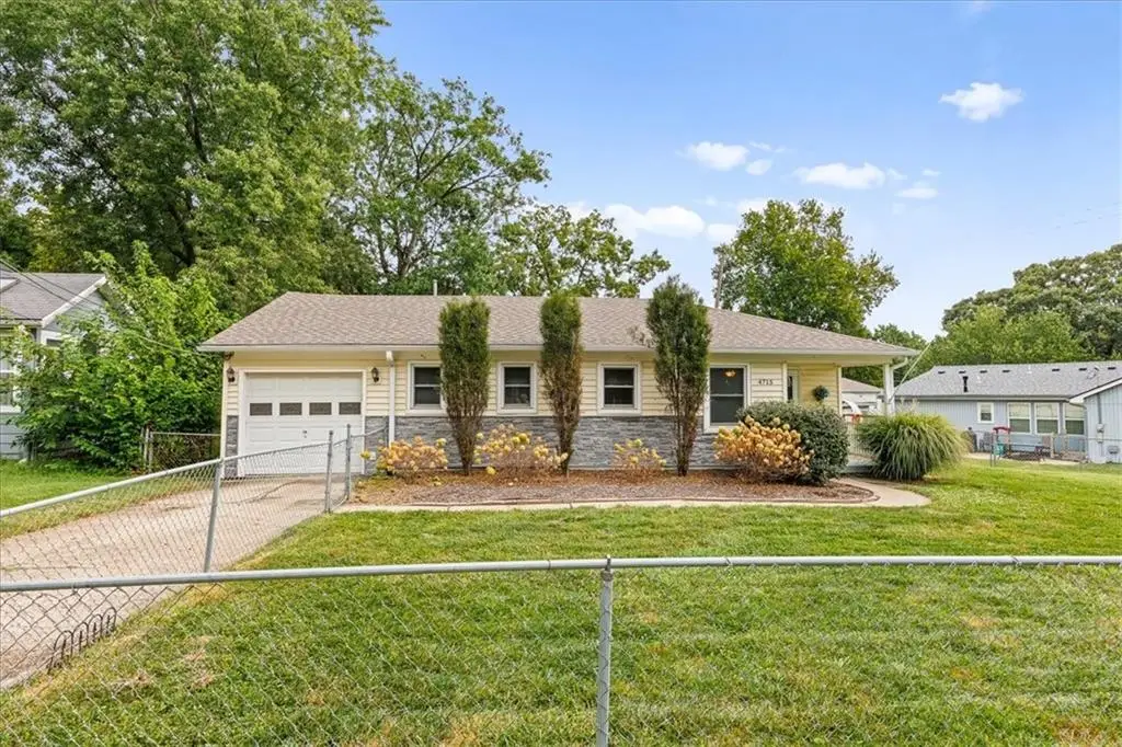 4715 Alhambra Street, Roeland Park, KS 66205 - #1