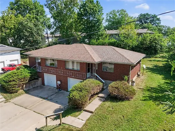 1227-1229 N 64th Drive, Kansas City, KS 66102