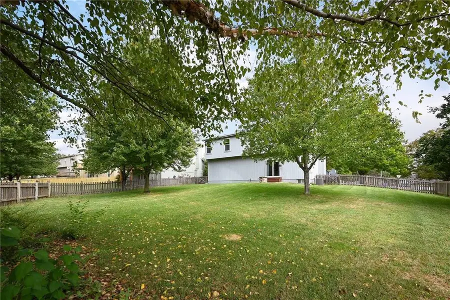 15736 S Locust Street, Olathe, KS 66062 - #3
