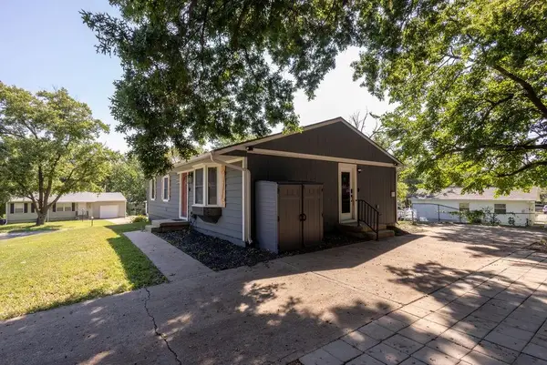 8347 Elizabeth Avenue, Kansas City, KS 66112