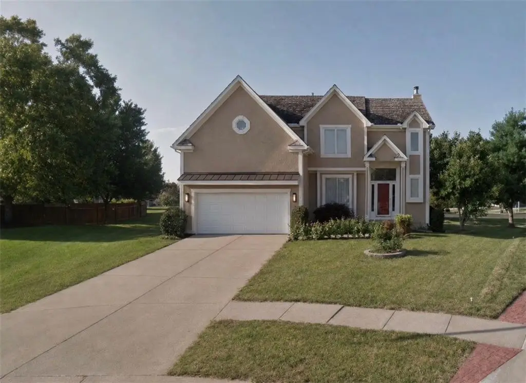 13721 Manor Road, Leawood, KS 66224 - #1