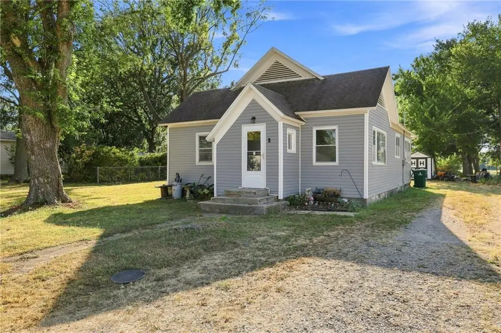 305 N Labette Street, Frontenac, KS 66763 - #1