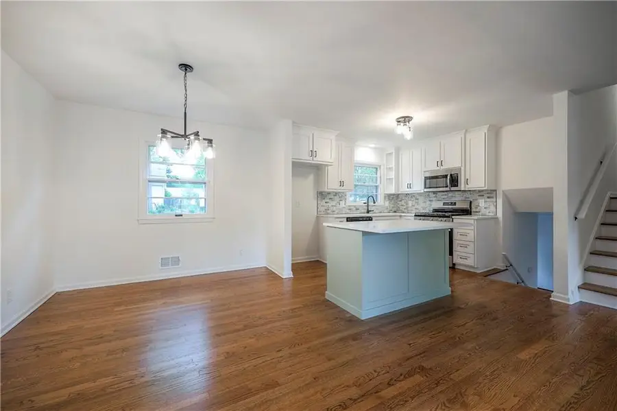 7622 W 97th Terrace, Overland Park, KS 66212 - #2
