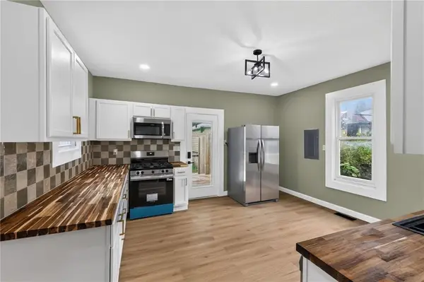 6309 S 3rd Street, St Joseph, MO 64504