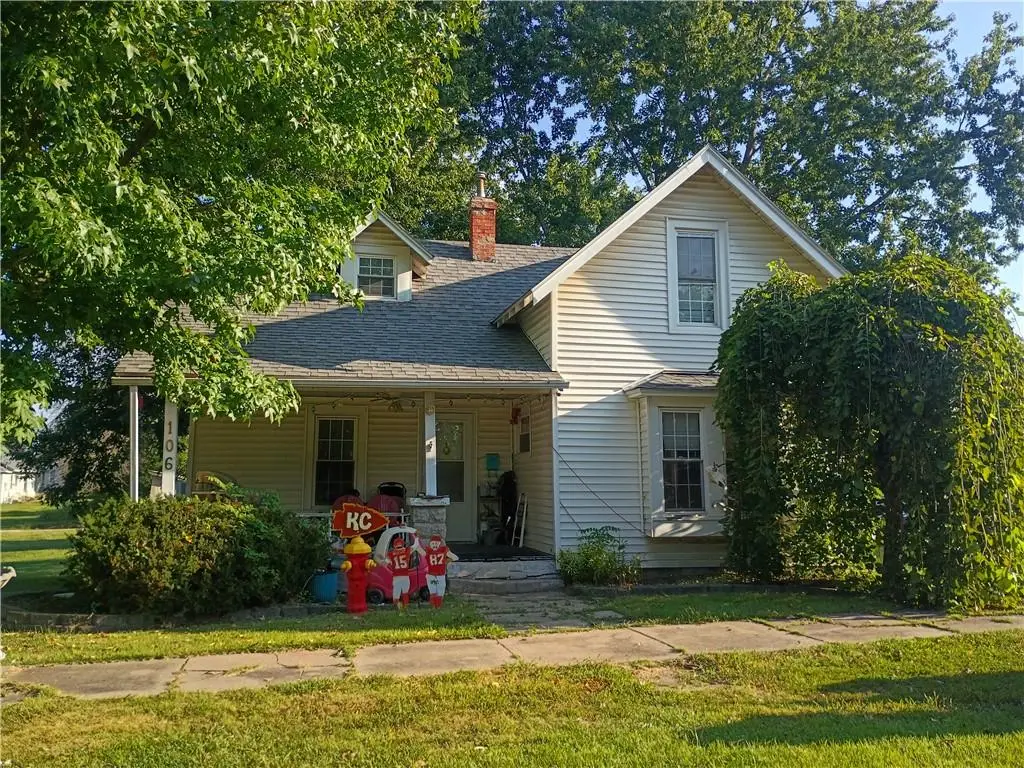 106 W 5th Street, Stanberry, MO 64489 - #1